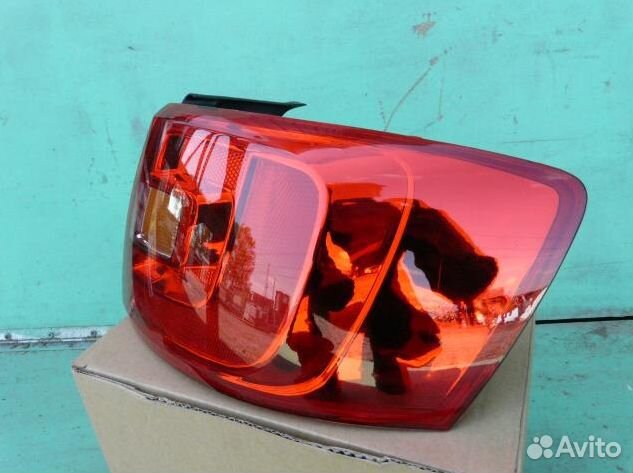 Jetta Фонарь задний внешний правый (Китай)