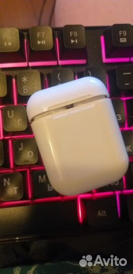 Беспроводные наушники 