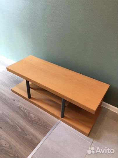 Тумба под тв на колесах