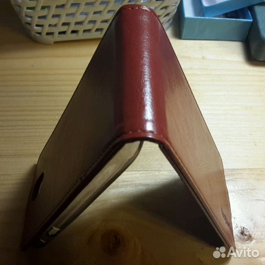 Чехол на телефон