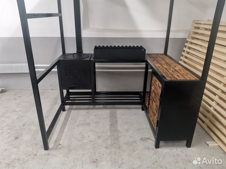 Мангал с печью под казан и крышей