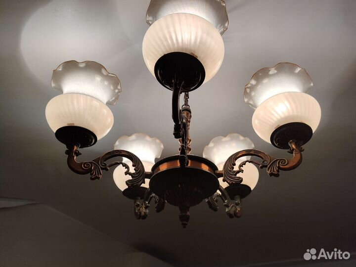 Люстра бронзовая винтаж