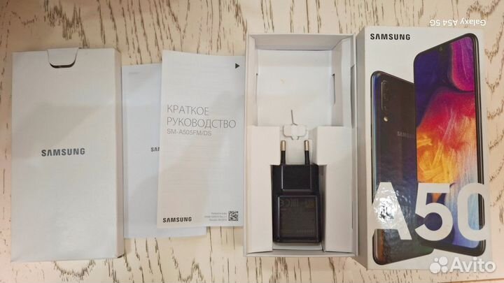 Samsung Galaxy A50, 6/128 ГБ