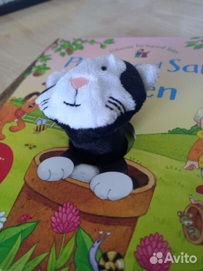 Детская пальчиковая книга Usborne на английском