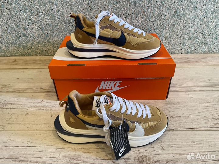 Кроссовки Nike (новые)