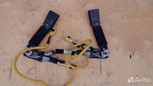 Преднатяжитель ремня безопасности на Опель Антара