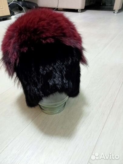 Шапки три штуки