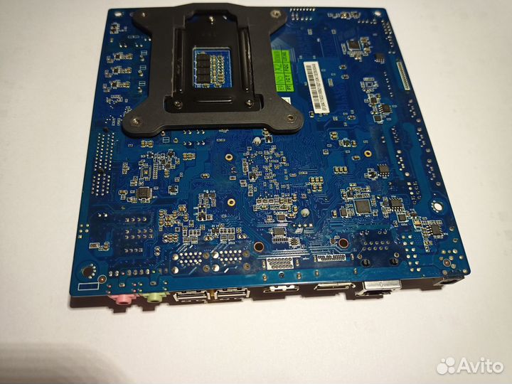 Материнская плата с процессором, памятью и бп