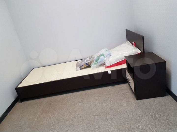 4-к. квартира, 98 м², 1/5 эт.