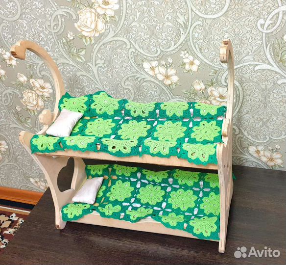 Кроватка для кукол ручной работы