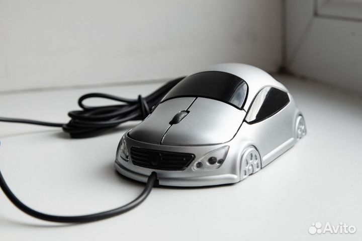 Мышь в форме машинки