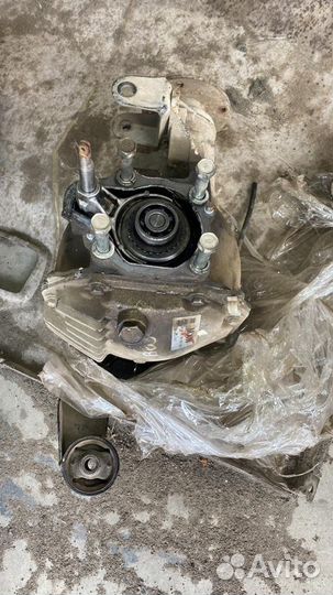 Редуктор передний Mitsubishi Pajero 4