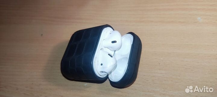 Реплика копия AirPods a1602