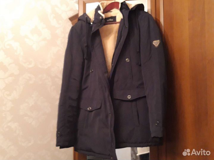 Парка демисезонная 56 размер