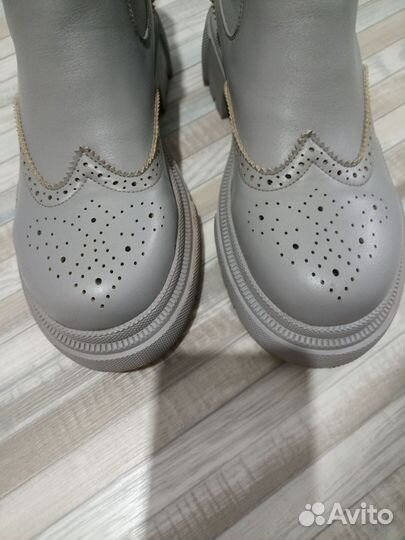 Ботинки женские демисезонные 38