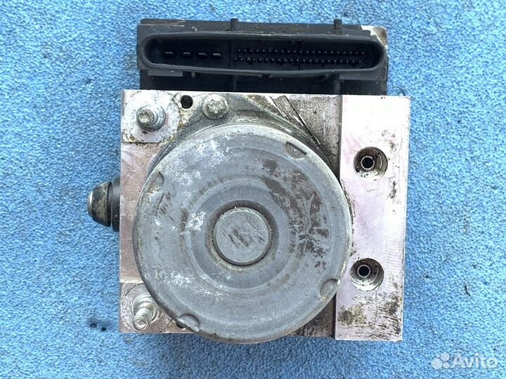 Subaru Forester (S12) 2008-2012г блок ABS (насос)