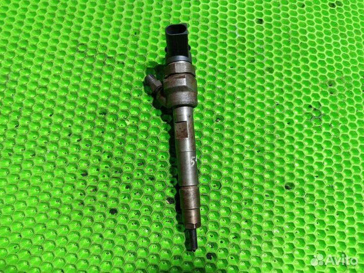 Форсунка топливная Bmw 1-Series
