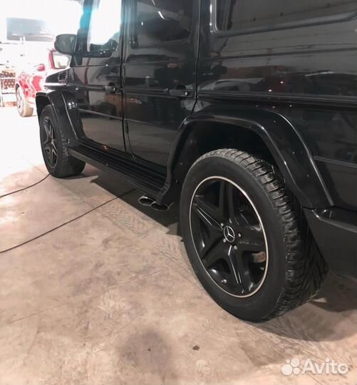 Желтый салон на Mercedes G63 / гелик