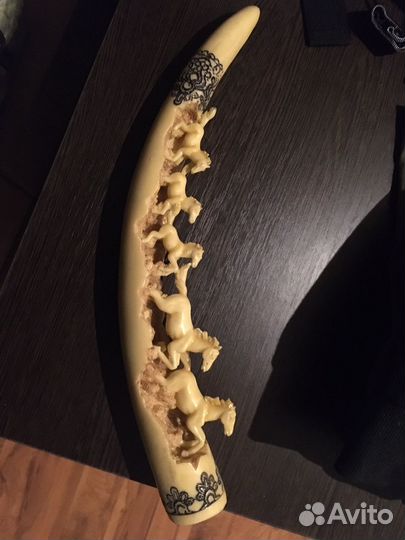 Сувенир бивень