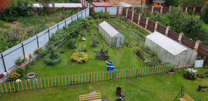 Коттедж 277 м² на участке 12 сот.