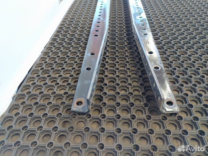 81427012538 Опора плиты седла