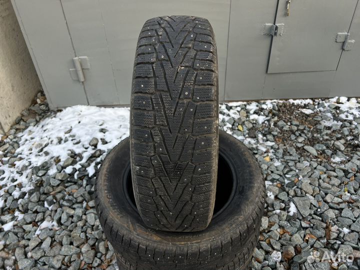 Roadstone Winguard WinSpike 225/60 R17
