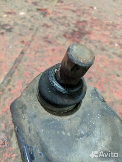 Рычаг подвески нижний передний правый Mazda Cx5 KE