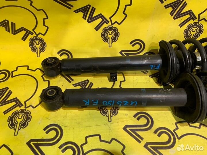 Стойки комплект передние Lexus Gs430 UZS190 3UZ-FE