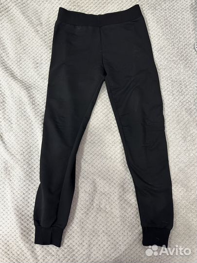 Спортивный костюм женский