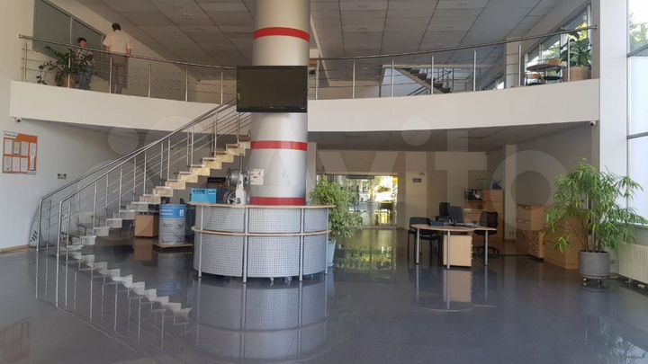 Аренда Автосалон Техцентр 3500 м