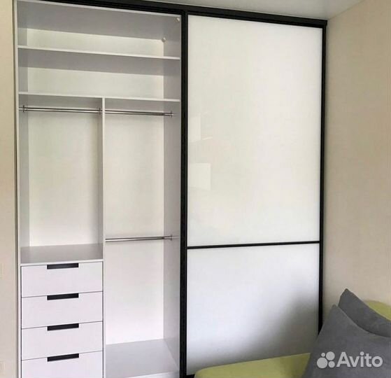 Шкаф распашной