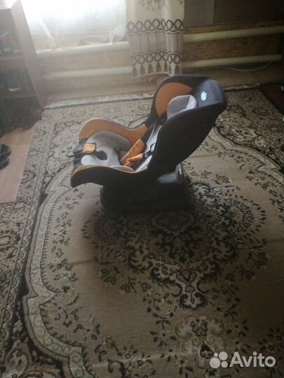 Автомобильное детское кресло до 13 кг