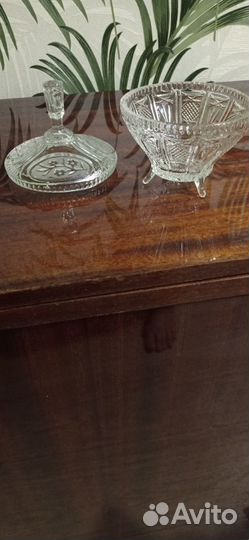 Тарелки(Чехия) -6 шт. Ваза. Чайные пары-6шт