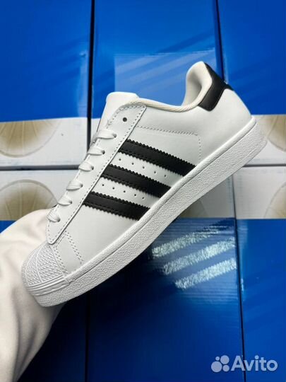 Кроссовки Adidas Super Star белые