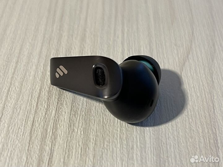 Беспроводные Bluetooth наушники Edifier