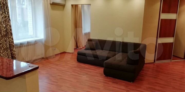 2-к. квартира, 79 м², 2/5 эт.