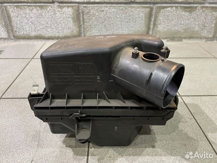 Корпус воздушного фильтра Toyota Camry