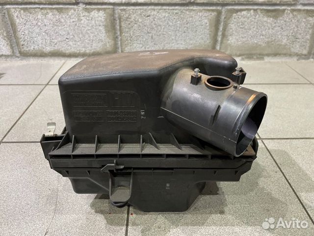 Корпус воздушного фильтра Toyota Camry