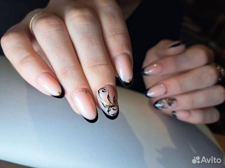 Мастер маникюра и педикюра