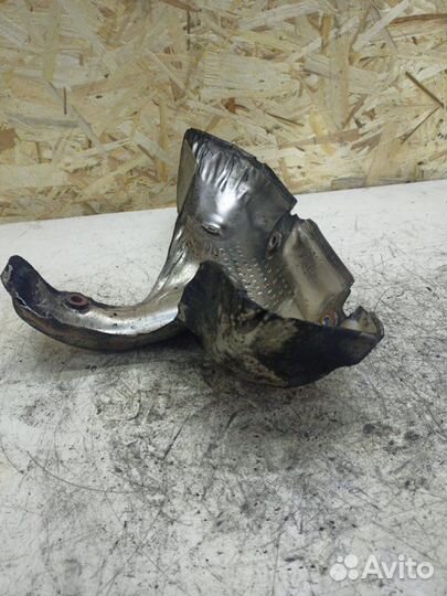 Кожух выпускного коллектора Ford Mondeo txba 2011