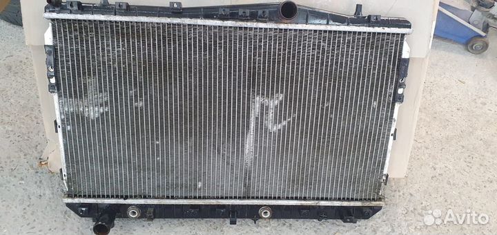 Радиатор Шевроле lacetti