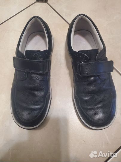 Обувь школьная 33