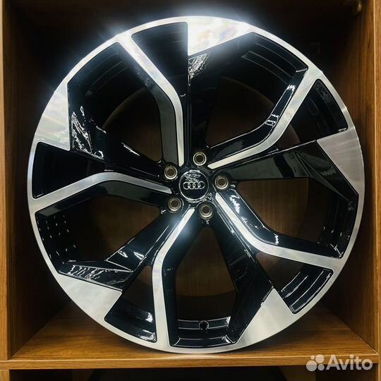 Диски R22 5x112 Audi Q7 Q8