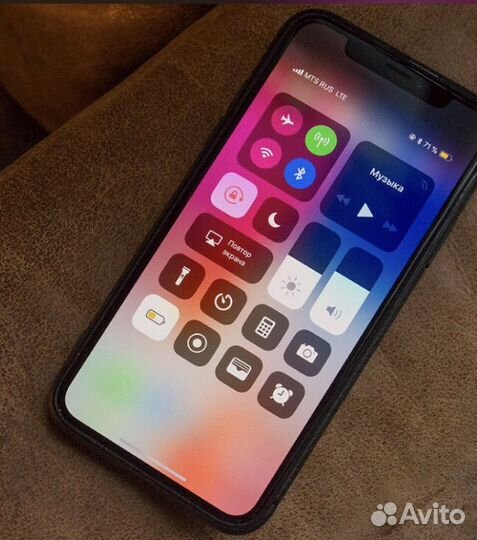 iPhone X, 64 ГБ