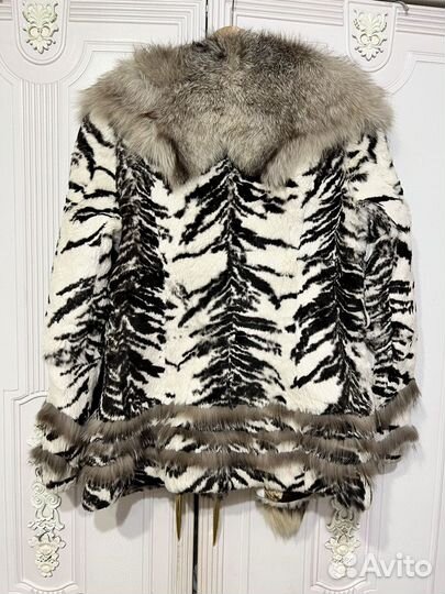 Р44-48 б/у Шуба женская натуральный мех