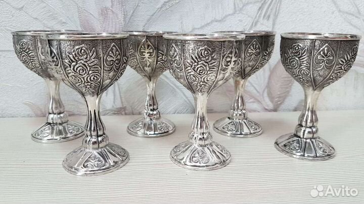 Винтажный набор рюмок