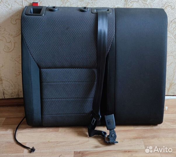 Спинка заднего дивана с подогревом Skoda Octavia