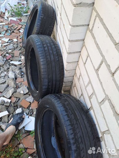 Michelin Agilis 215/55 R17