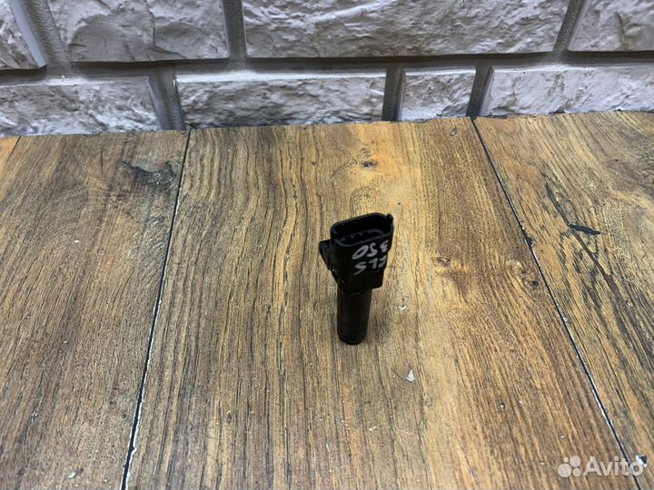 Mercedes Benz CLS W218 Датчик положения коленвала