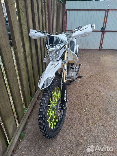 Мотоцикл bse z3 250cc